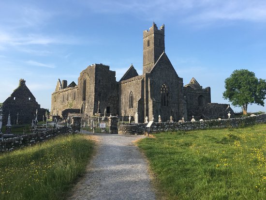 Ierland stadsgezichten historie Tulla © Tulla Photos hillview house bed breakfast