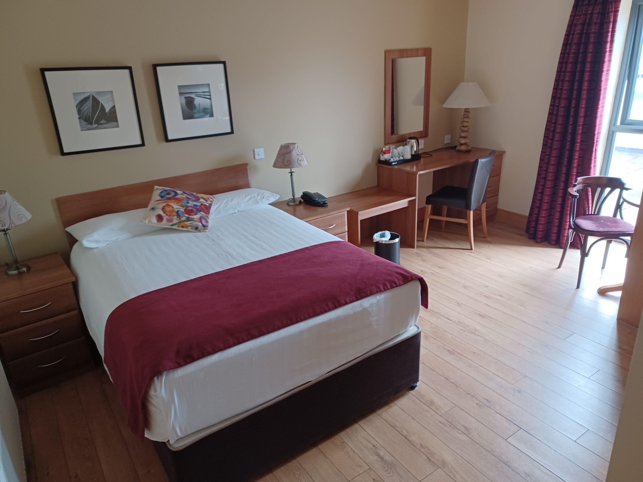 Kinvara Guesthouse 2023 accessible room Bharte reizen 1 scaled