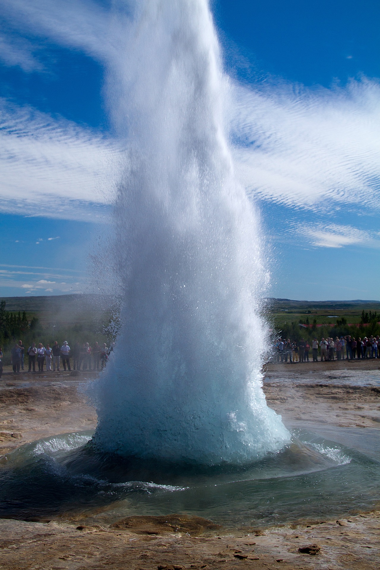 Strokkur Sudurland IJsland