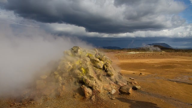 Een 'vent' bij een zwavelveld