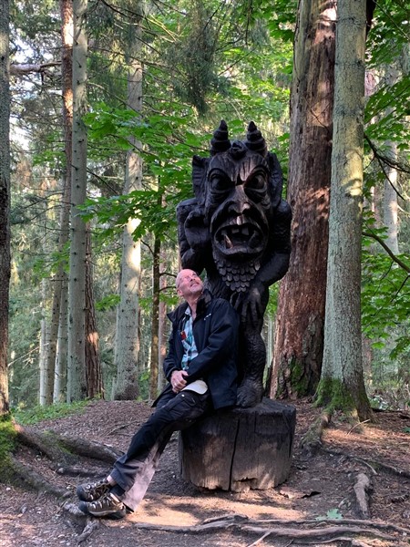 Litouwen cultuur folklore Heksenheuvel Loerse Schoorwal ©Bert Harte