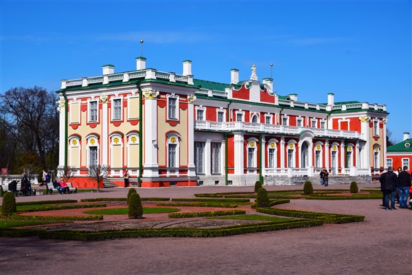 Estland Tallinn kadriorg maret polvdeer turay