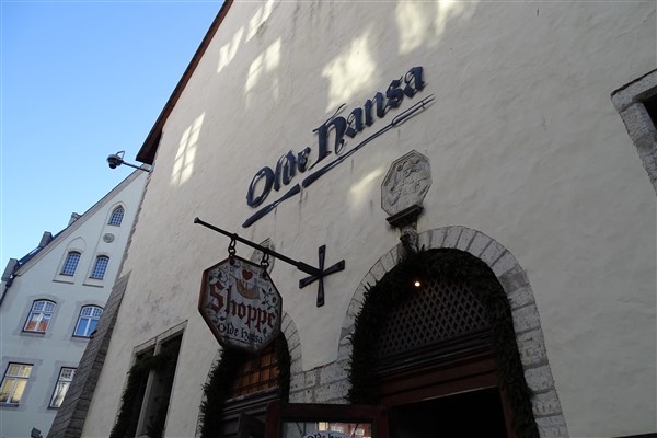 Voorgevel Olde Hansa restaurant